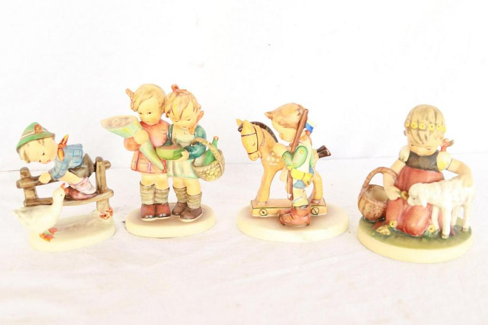 Lot 1178: (4) Goebel Hummels
