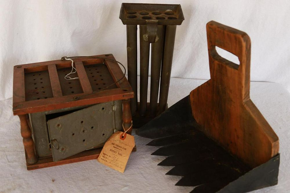 Lot 1224: Bed Warmer, Candle Mold & Scoop