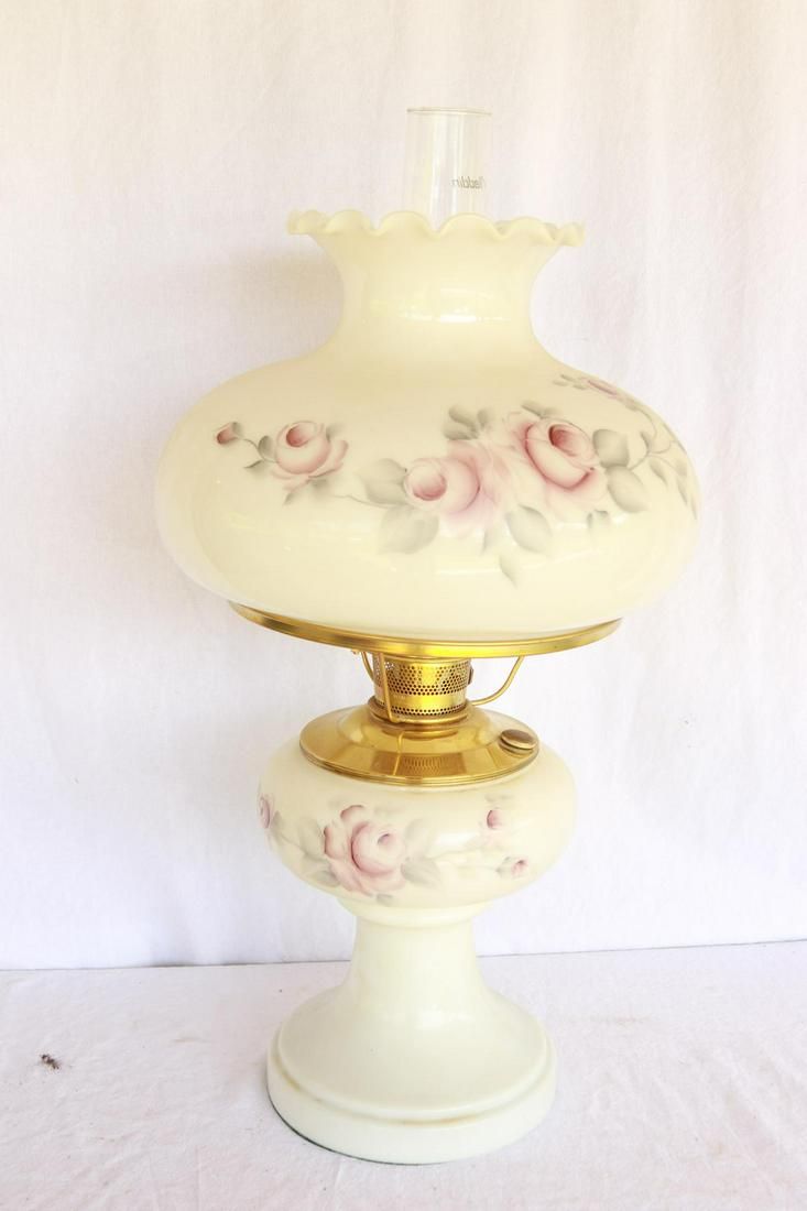 Lot 1257: Aladdin #23 Table Lamp