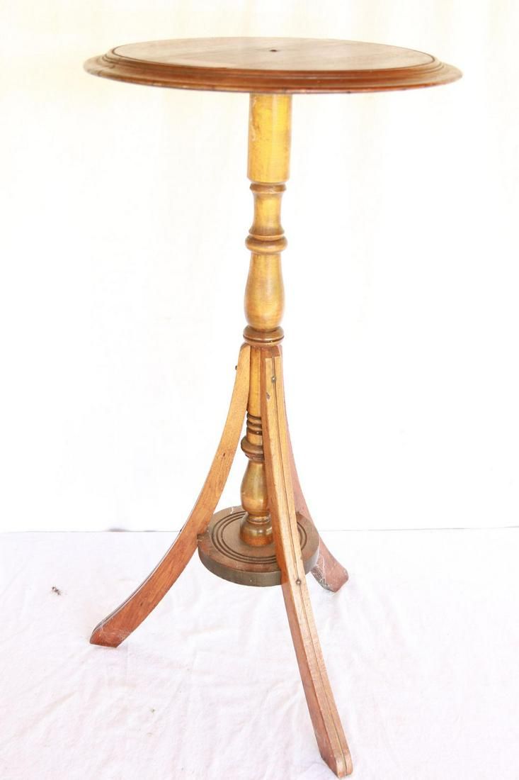 Lot 1258: Walnut Victorian Candle Stand
