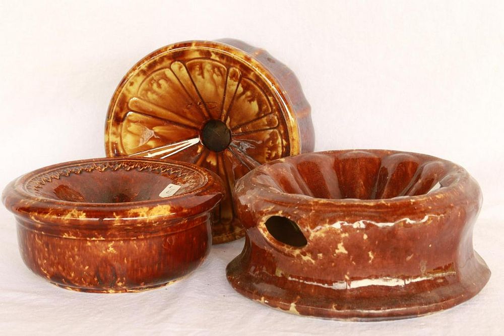 Lot 1279: (3) Bennington Spittoons