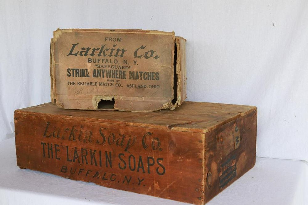 Lot 1316: (2) Advertising Boxes