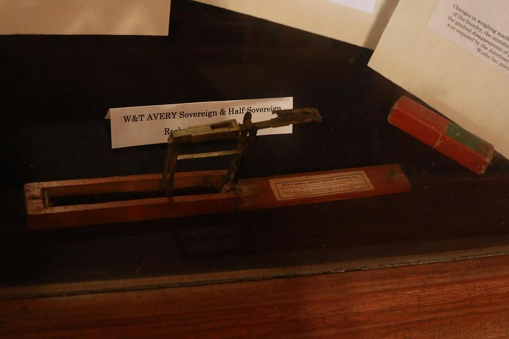 Lot 1324: Avery Scales & Misc. Coins