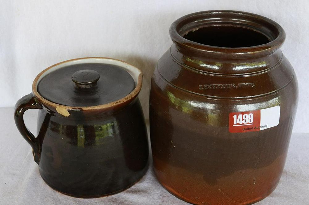 Lot 1499: Crock Pitcher