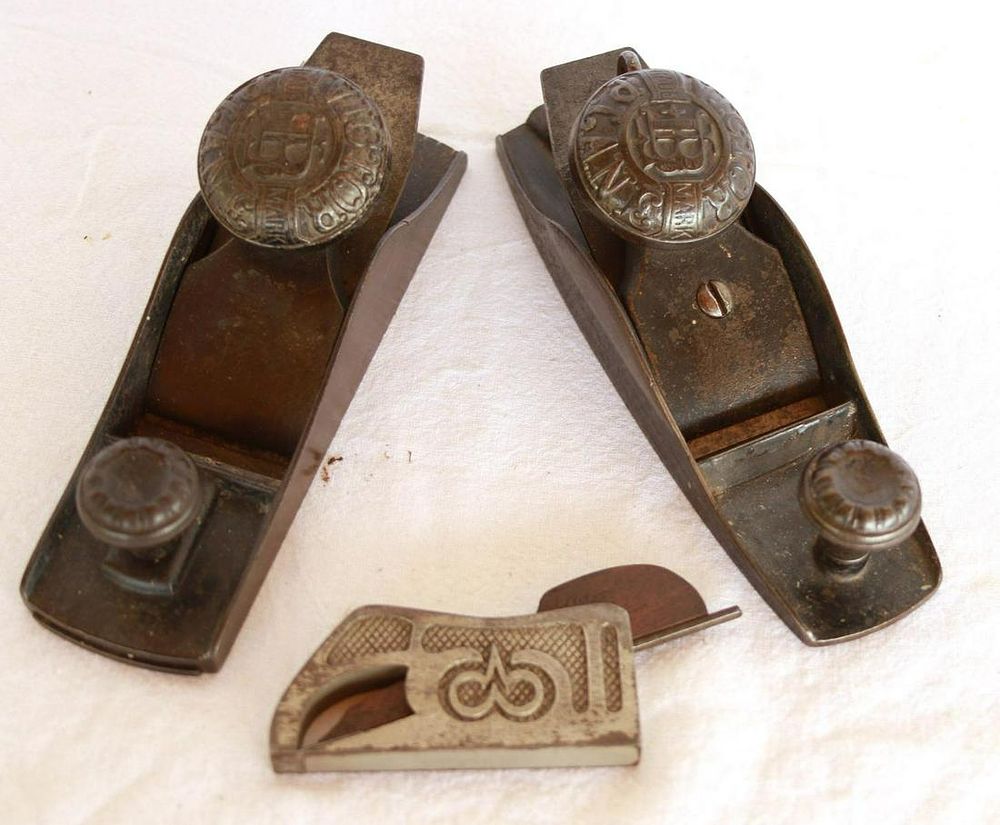 Lot 81: (3) Planes
