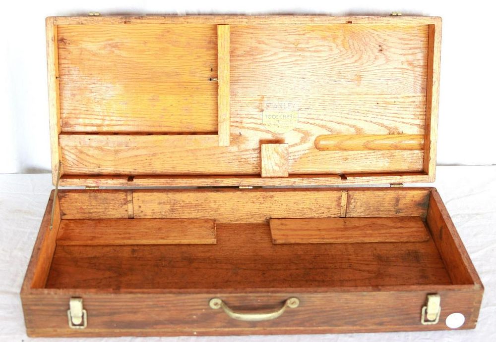 Lot 114: Stanley Oak dovetailed Tool Chest