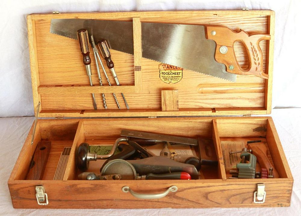 Lot 181: Stanley Oak Tool Chest