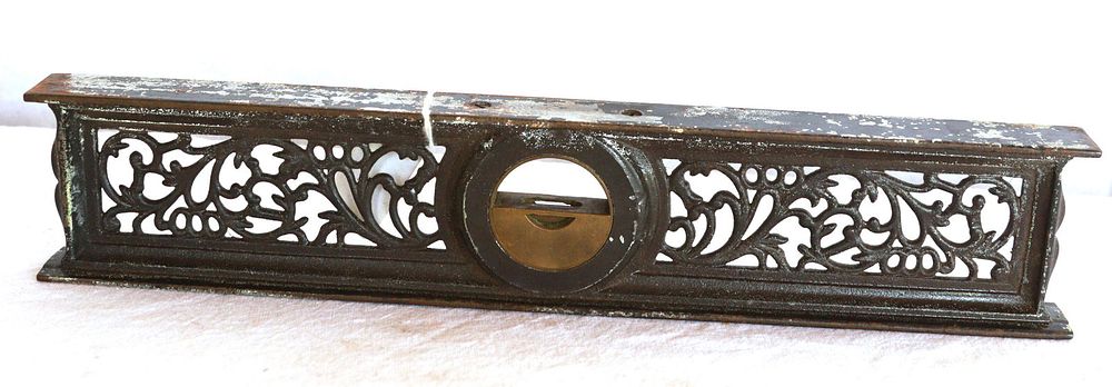 Lot 258: 12" Davis Level & Inclinometer