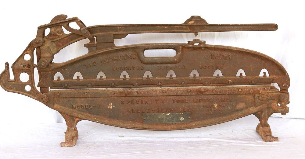 Lot 295: Improved Handy Shingle Cutter