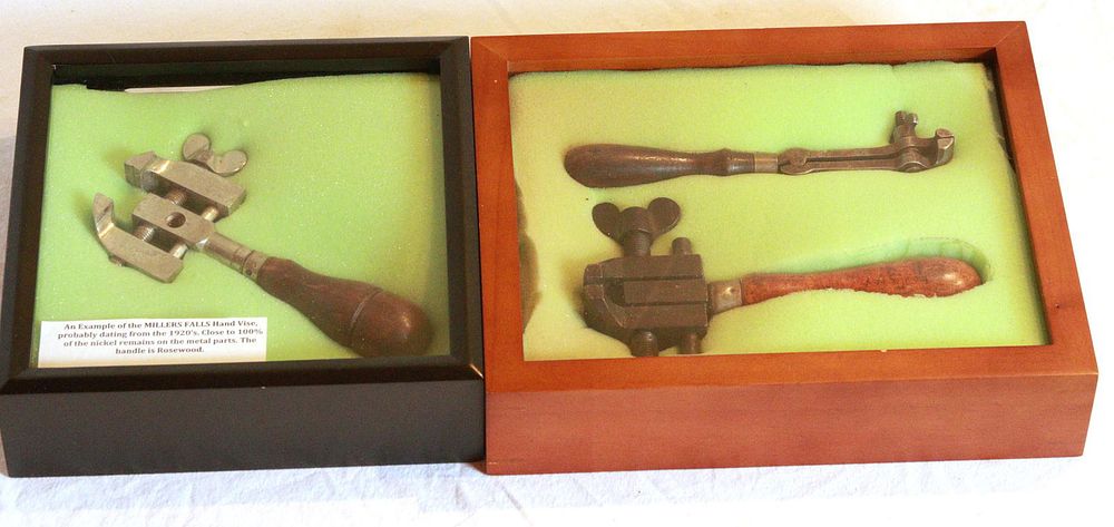 Lot 391: (3) Hand Vises