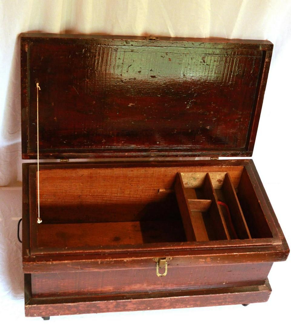 Lot 430: Custom Oak Tool Chest