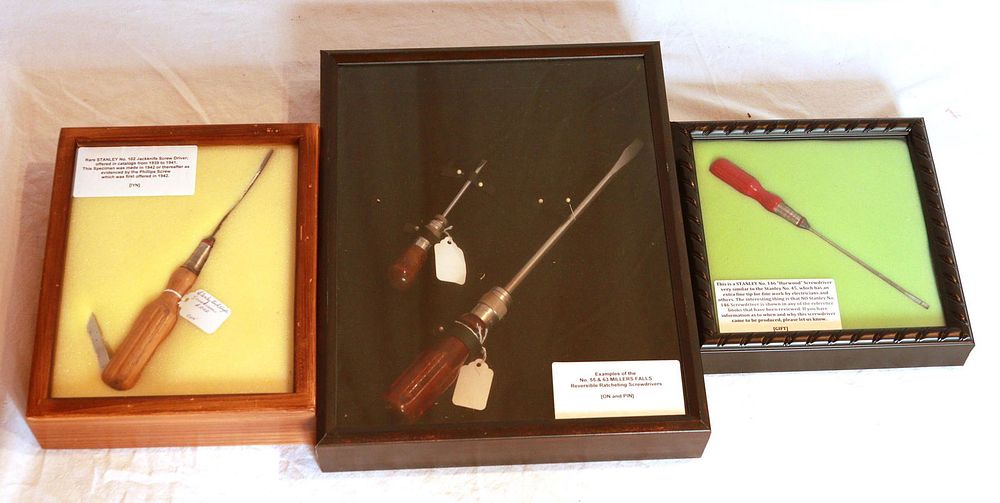 Lot 472: (4) Screwdrivers