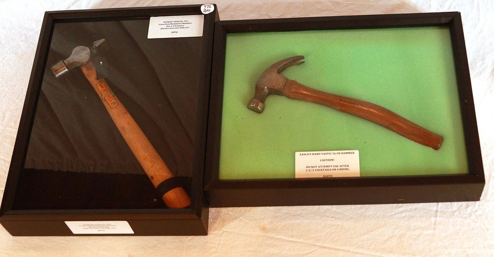 Lot 492: (2) Hammers