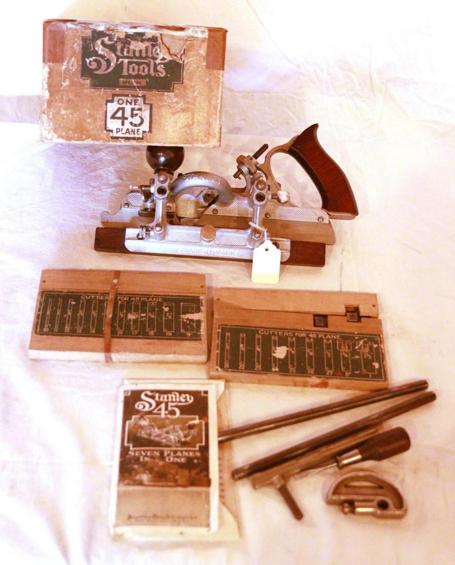 Lot 507: Stanley #45 Plane
