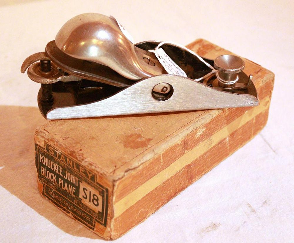 Lot 516: Stanley #S18 Knuckle Joint Block Plane
