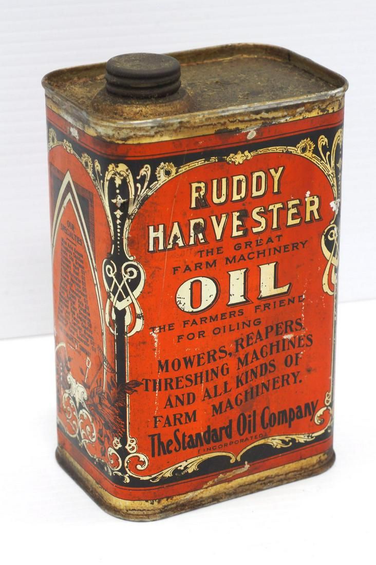 Lot 1001: Ruddy Harvester Oil can