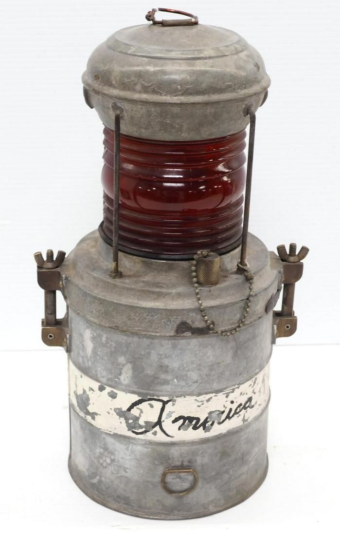 Lot 1011: Boat lantern