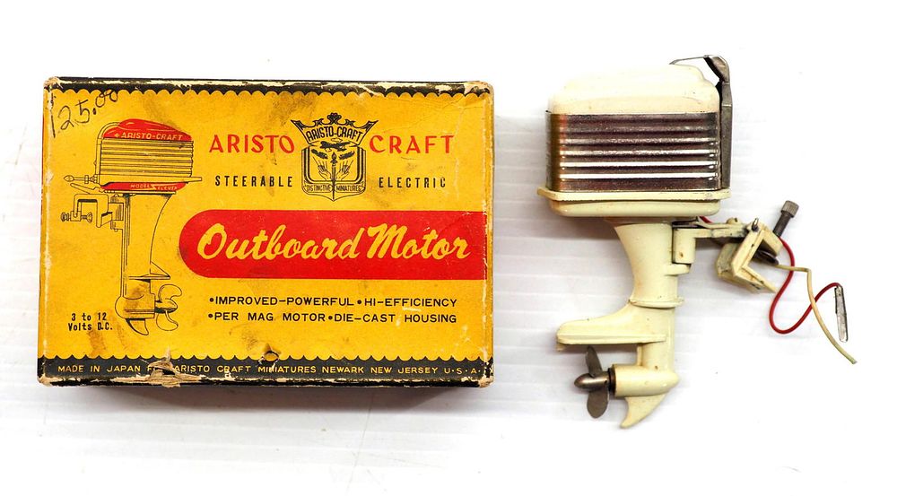 Lot 1023: Aristo Craft toy boat motor