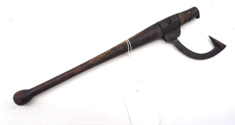 Lot 1047: Salesman sample kant hook