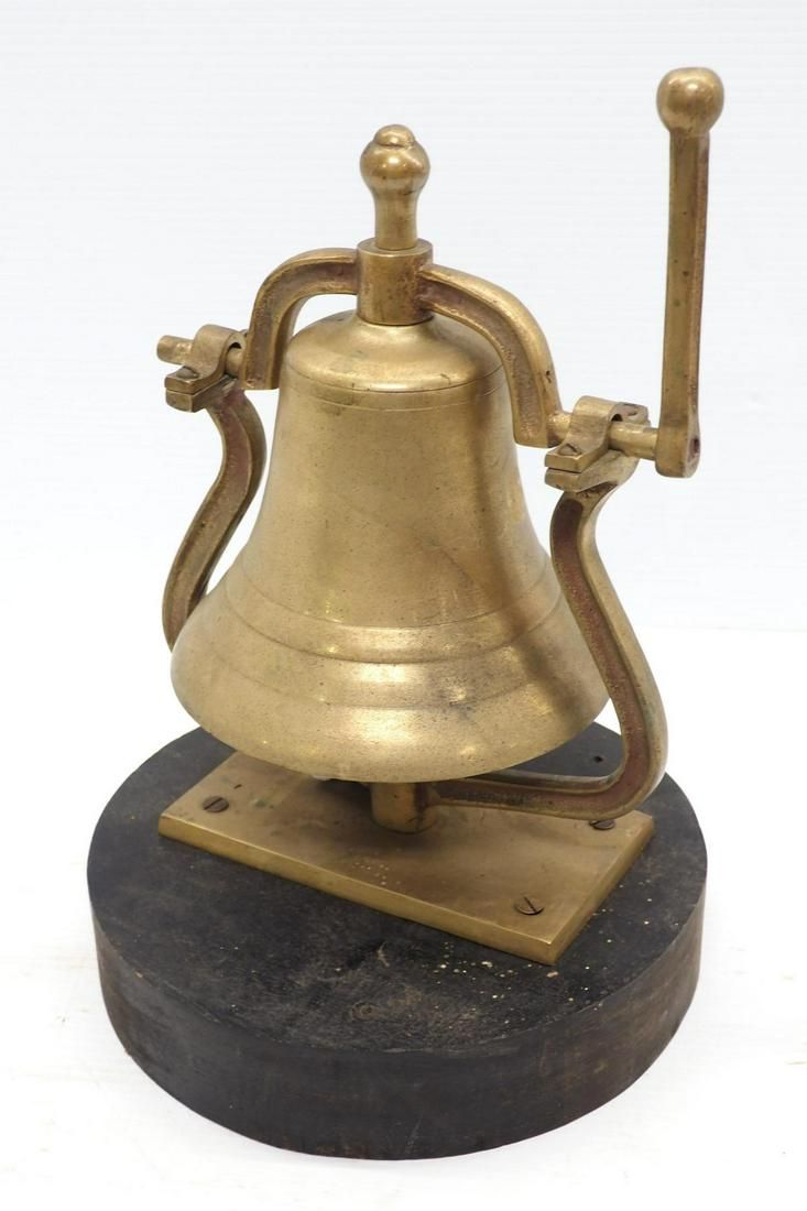 Lot 1097: Brass dinner bell