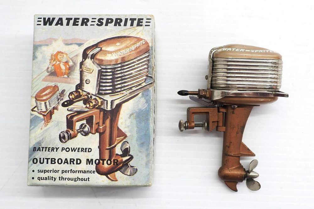 Lot 1113: Water Sprite toy boat motor