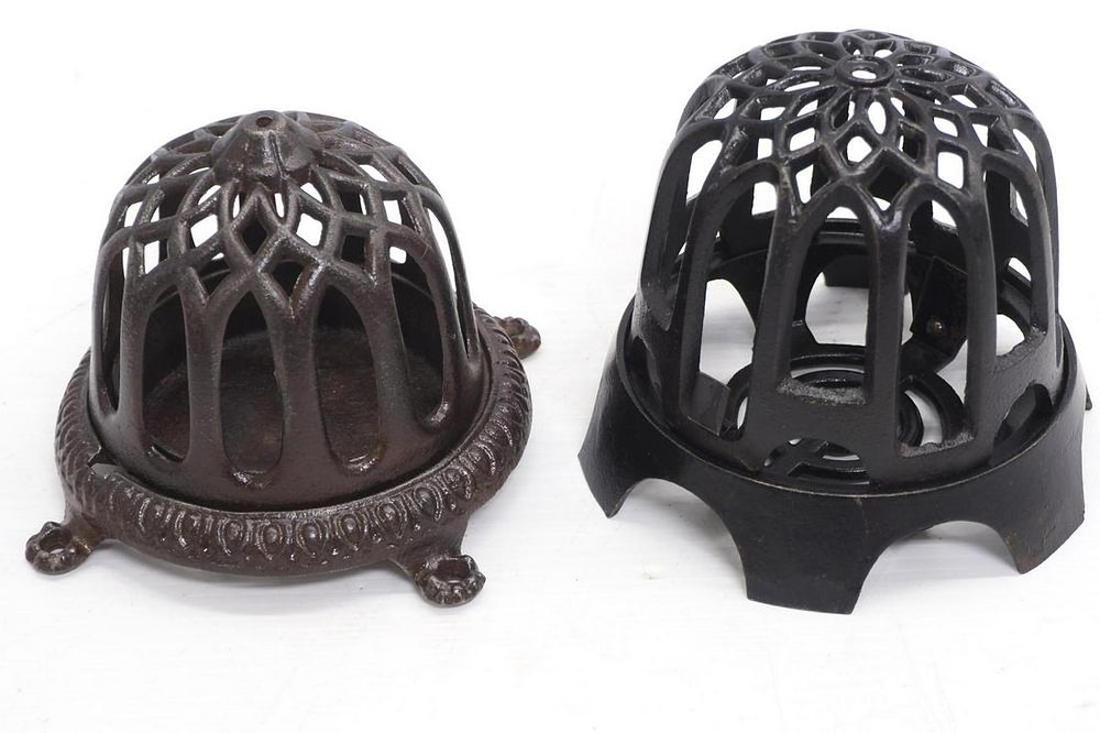 Lot 1115: (2) Cast iron country store string holders