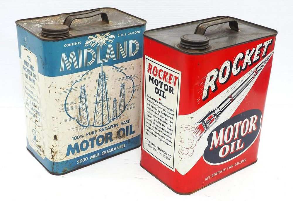 Lot 1139: (2) Motor oil cans