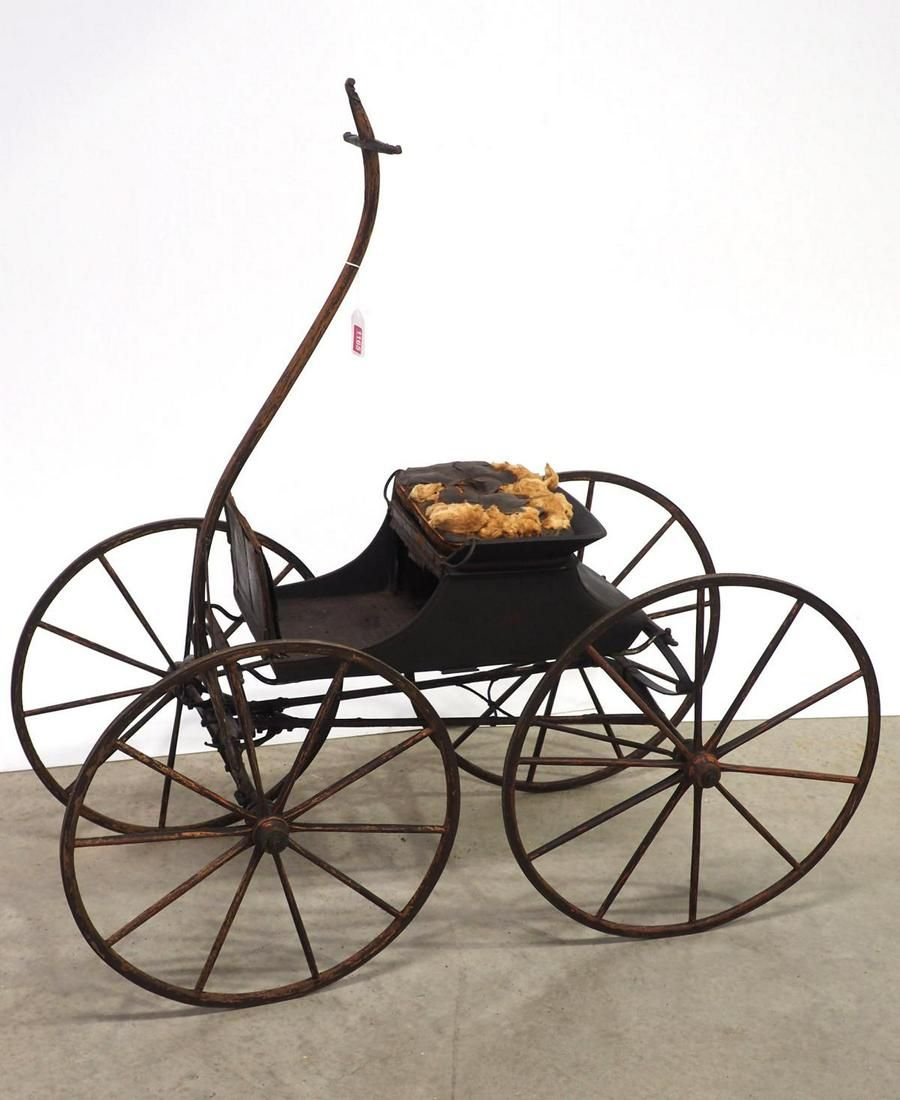 Lot 1165: Child's pull-type open buggy
