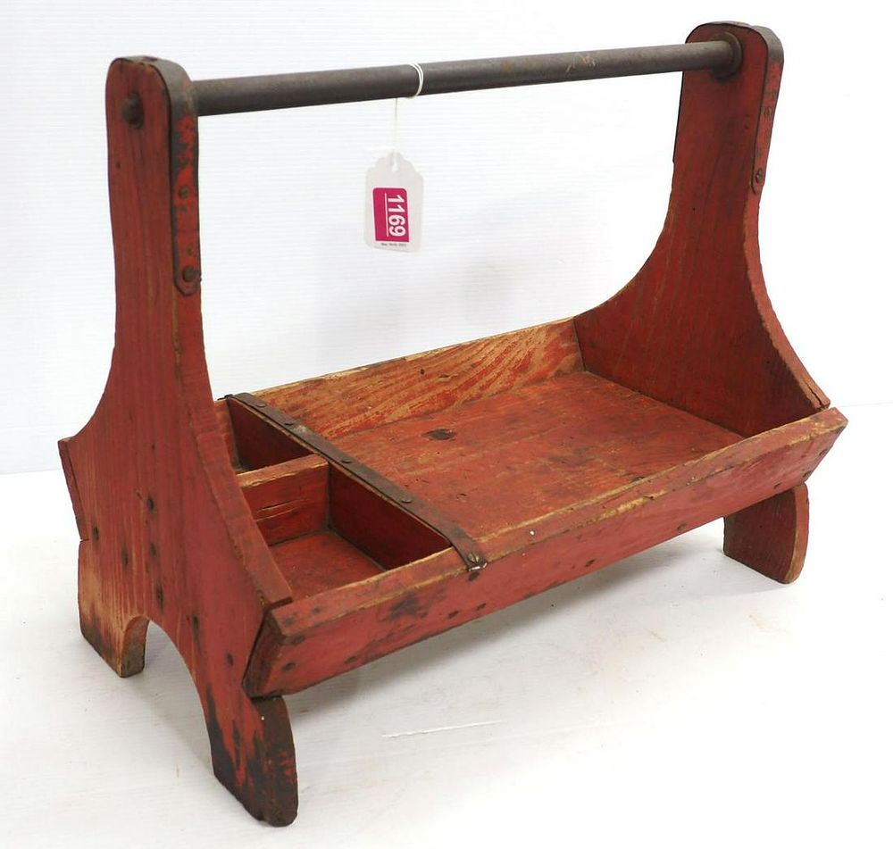 Lot 1169: Wooden box