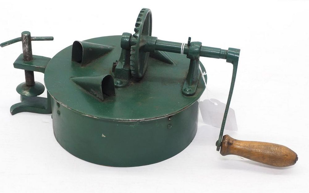 Lot 1170: Hand-crank table-mount bean slicer