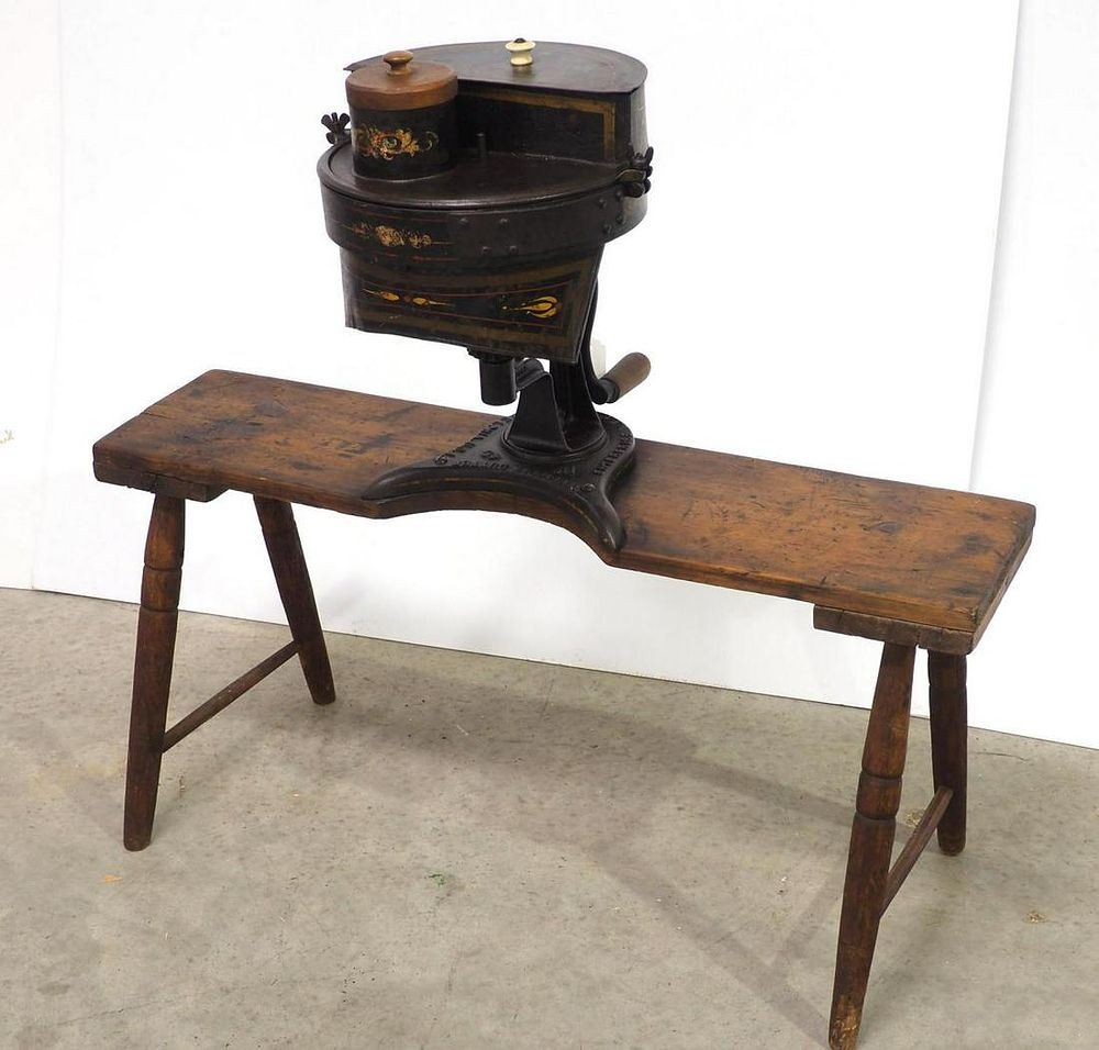 Lot 1206: Cast iron Enterprise vegetable cutter