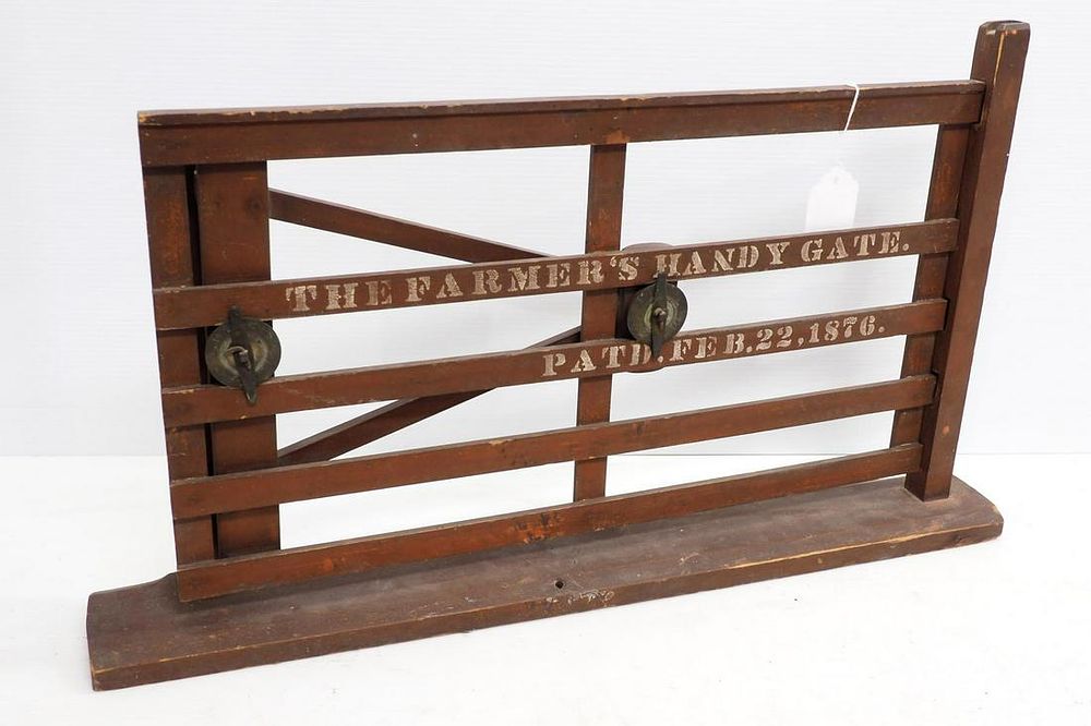 Lot 1228: Salesman sample "The Farmer's Handy Gate"