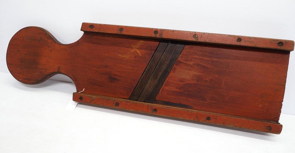 Lot 1243: Primitive unusual food slicer