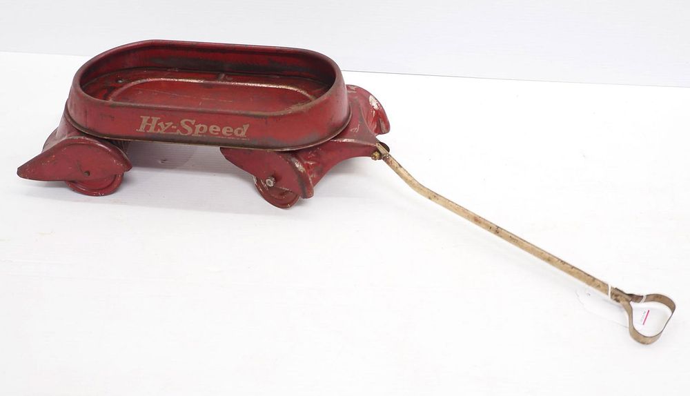 Lot 1305: Hy-Speed child's toy wagon