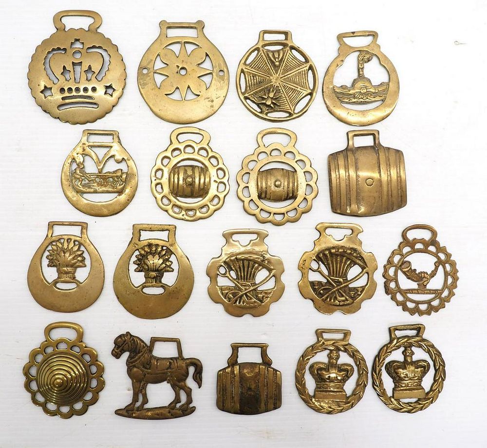 Lot 1312: Box lot of brass harness ornaments