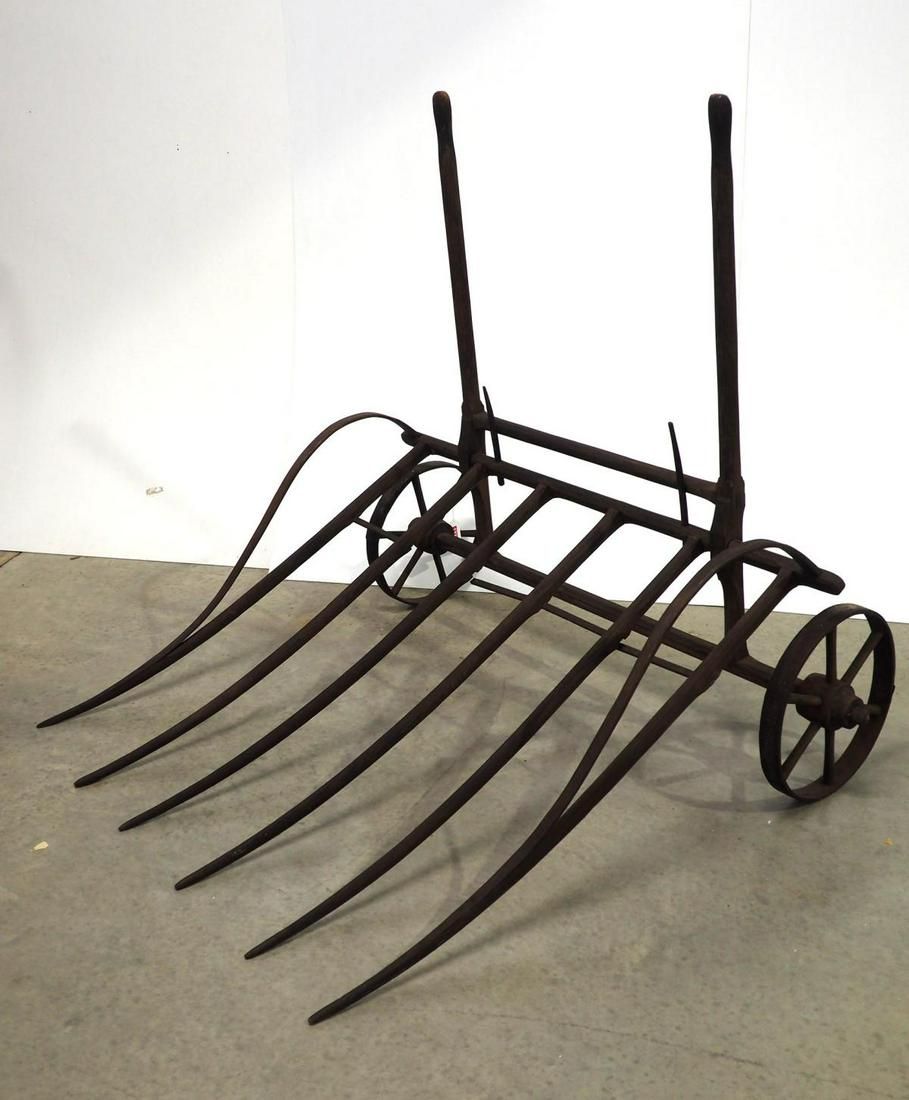 Lot 1328: Primitive push-type hay gatherer