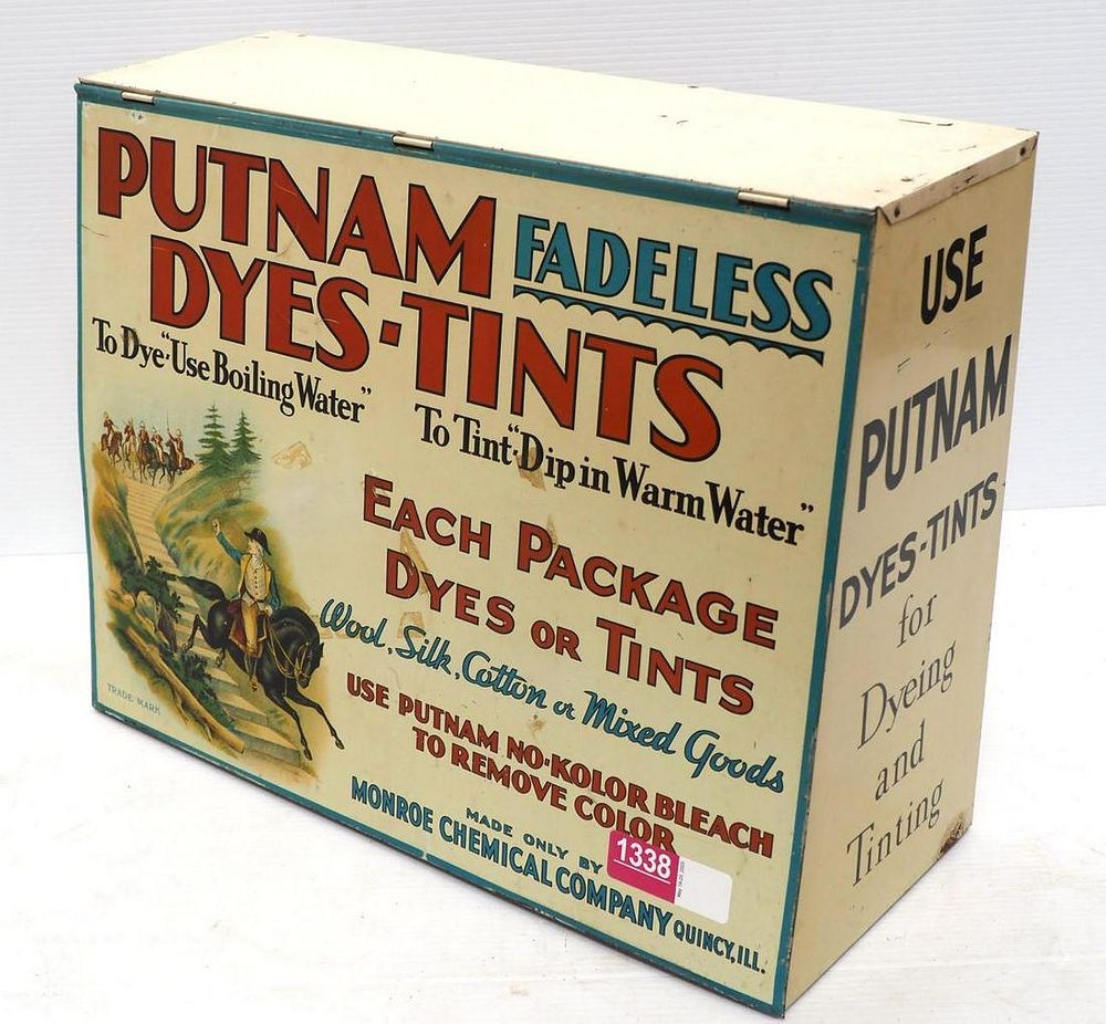 Lot 1338: Putnam Dyes Cabinet