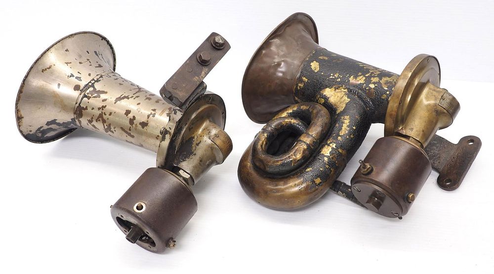 Lot 1384: (2) Klaxon Horns