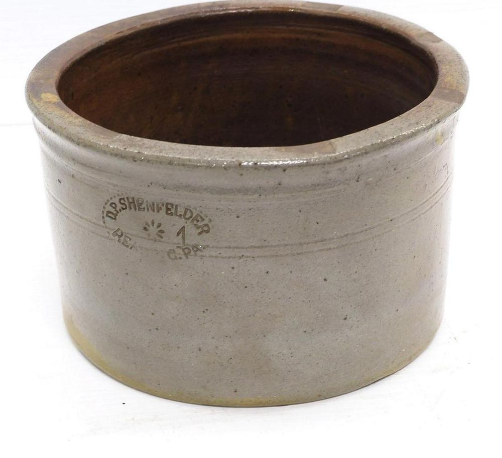 Lot 1393: D.P. Shenpelder 1 gallon crock
