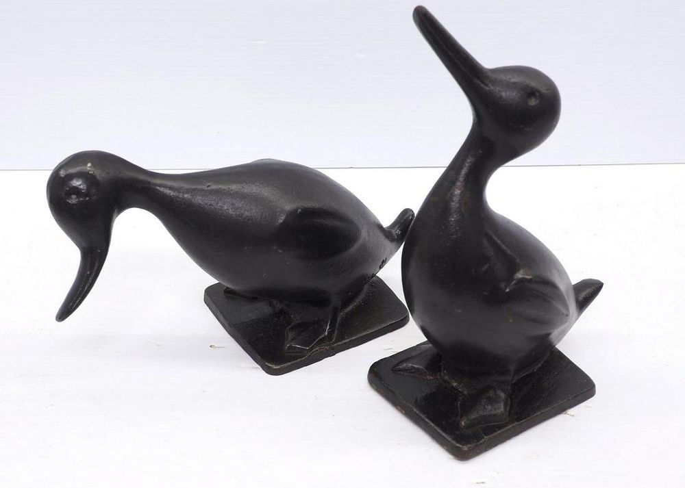 Lot 1395: (2) Cast iron ducks