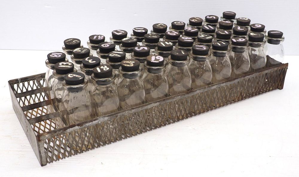 Lot 1476: Milk testing bottle holder