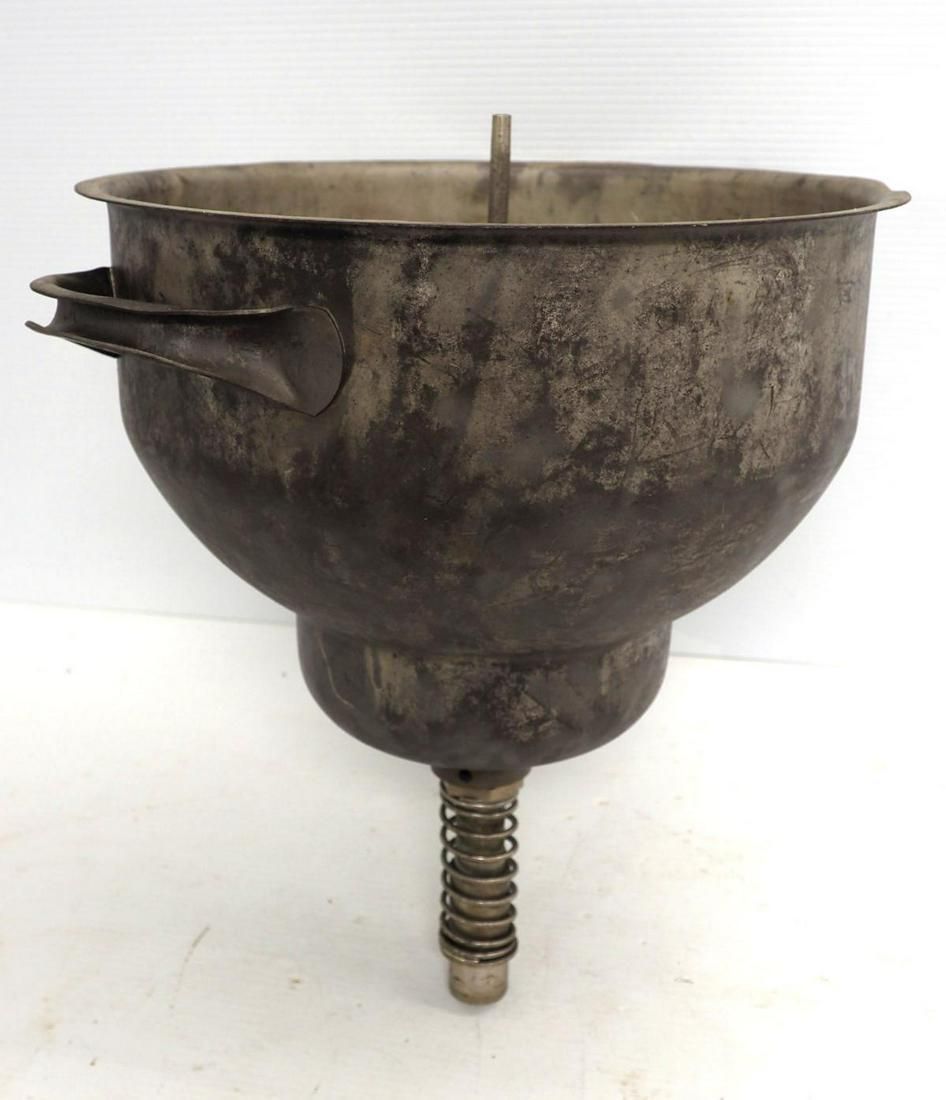 Lot 1479: Solar brand galvanized milk bottle filler
