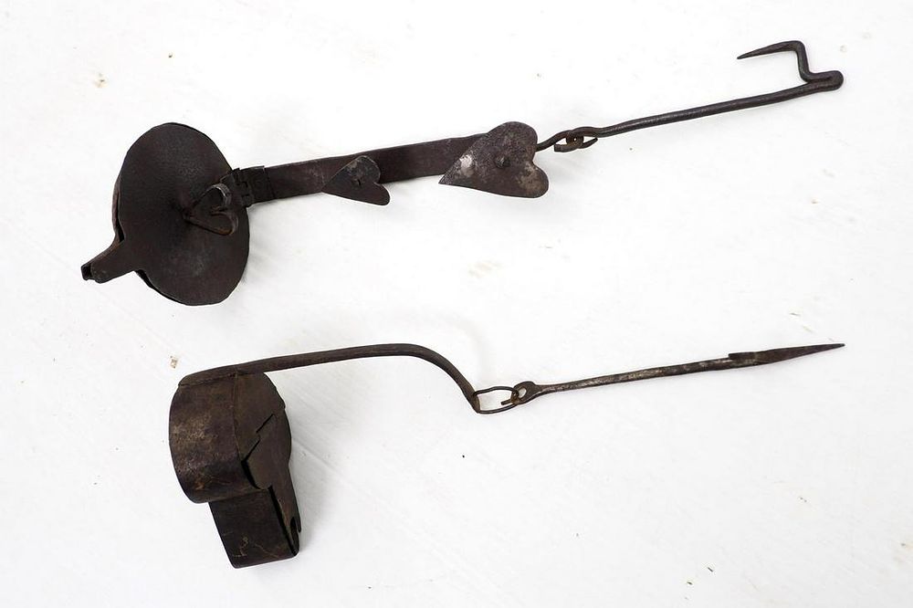Lot 45: (2) Betty Lamps