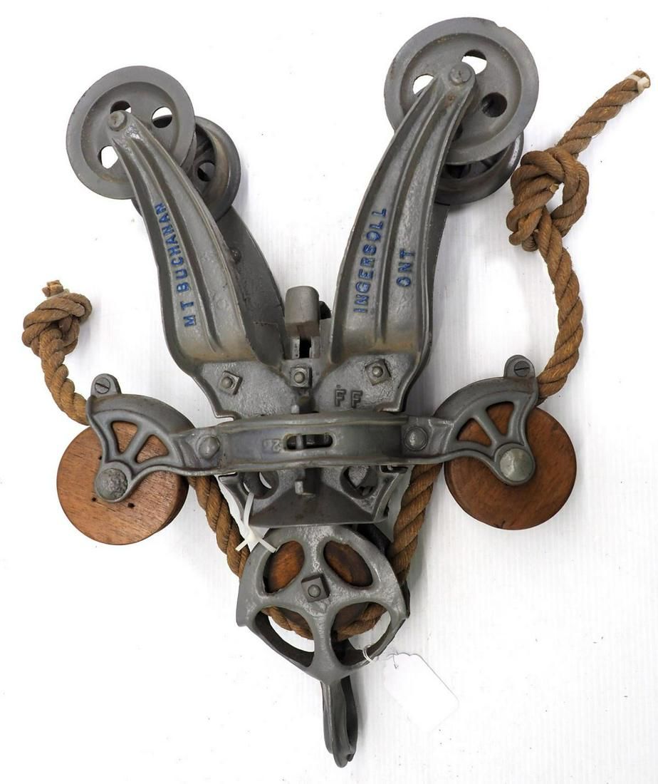 Lot 79: Buchanan's Dead Lock swivel hay carrier