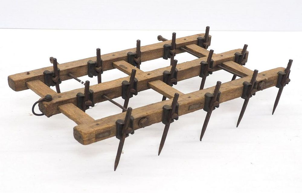 Lot 97: Salesman sample field harrow