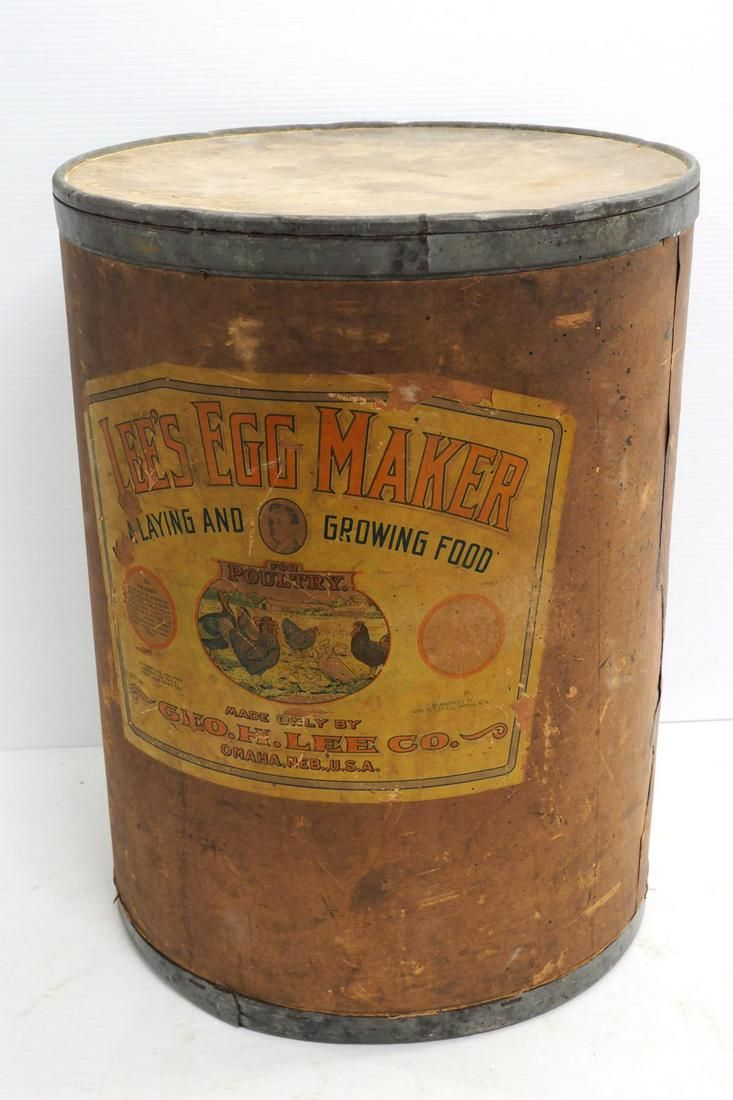 Lot 98: Lees Eggmaker Poultry Growing Food  container