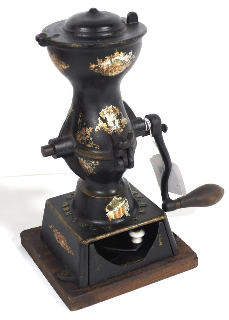 Lot 109: L.F.C. No.11 cast iron coffee grinder