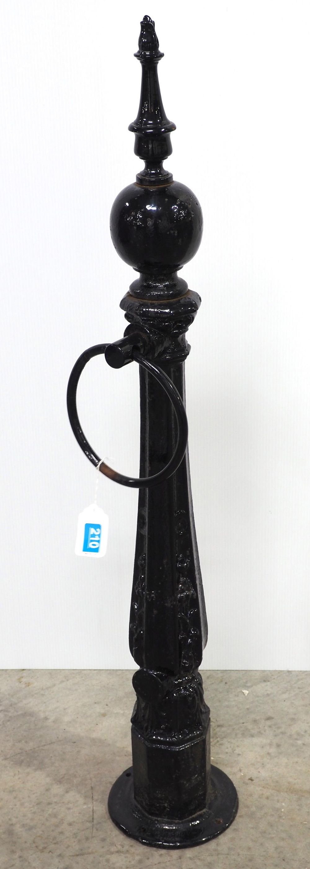 Lot 210: Cast iron hitching post