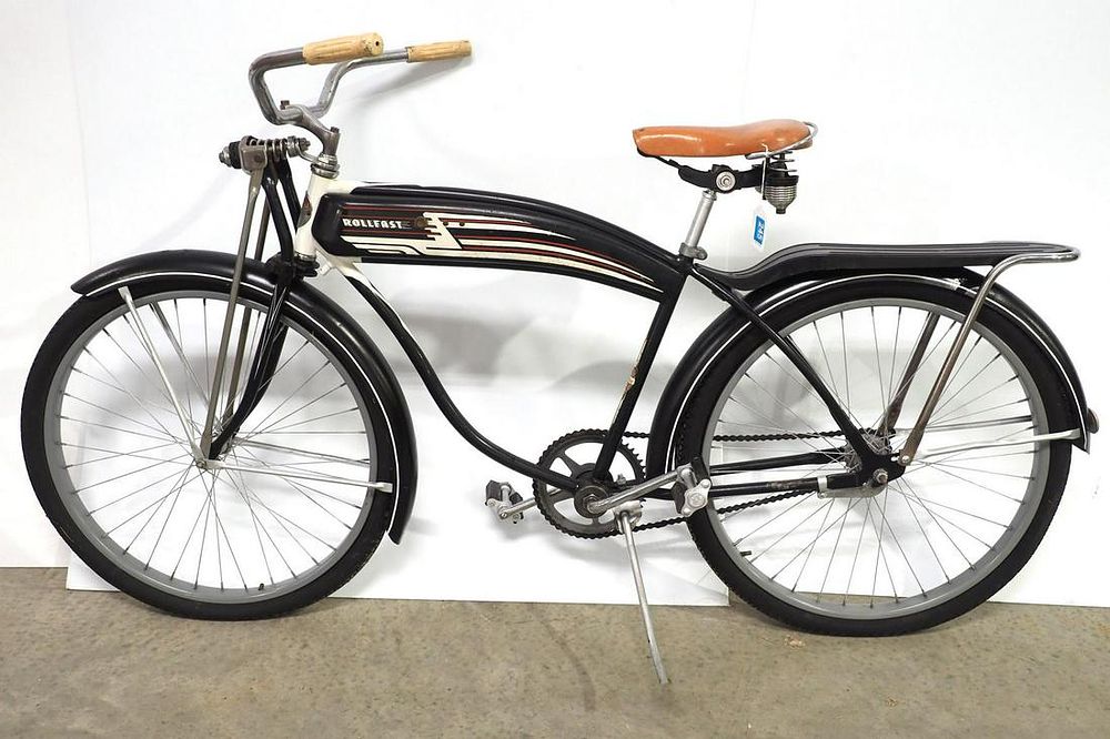 Lot 245: Roll Fast bicycle