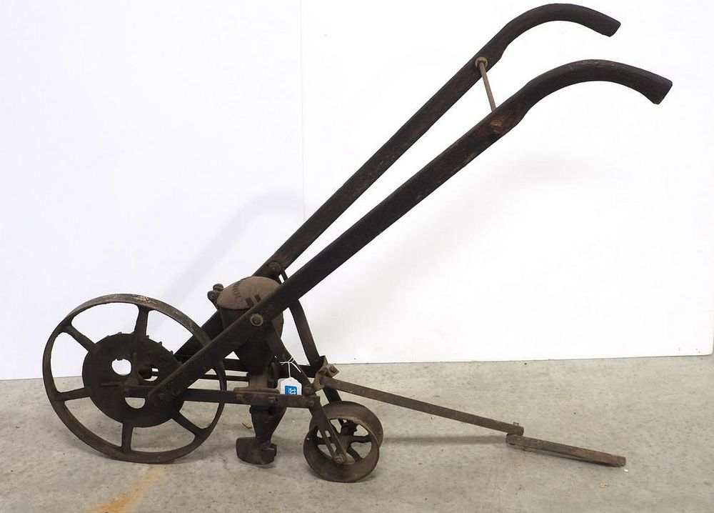 Lot 332: Walk-behind planter